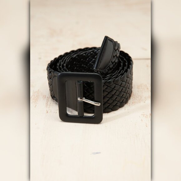 🆂🅰🅻🅴 A246-B ✽ Braided Faux Leather Belt with Rectangle Buckle - Picture 1 of 5